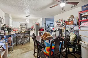 606 E Barton St, Granbury, TX 76048 - Photo 11