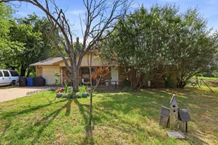 606 E Barton St, Granbury, TX 76048 - Photo 29