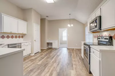 8136 Zion Trail, Fort Worth, TX 76137 - Photo 7