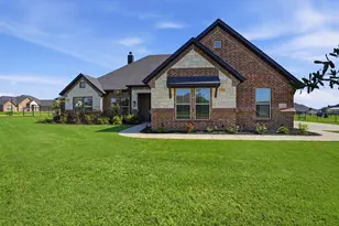 401 Venadito Dr, Godley, TX 76044 - Photo 3
