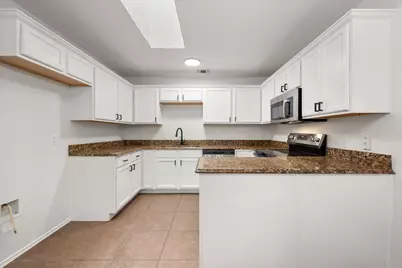 1627 Wintercrest Road, Grand Prairie, TX 75052 - Photo 11