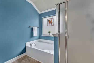 3921 Pitchstone Drive, McKinney, TX 75070 - Photo 13