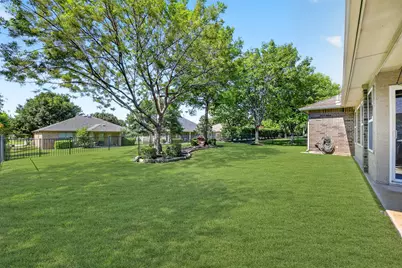 9605 Rosewood Drive, Denton, TX 76207 - Photo 25