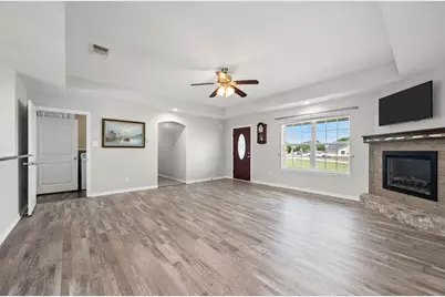 4000 Goliad Drive, Granbury, TX 76048 - Photo 5