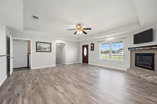 4000 Goliad Dr, Granbury, TX 76048 - Photo 5