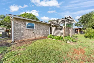1013 Waverly Drive, Arlington, TX 76015 - Photo 25