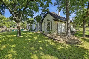 109 Rooster Cogburn Ct, Weatherford, TX 76088 - Photo 25