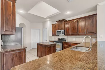 1602 Deer Crossing Drive, Arlington, TX 76002 - Photo 11