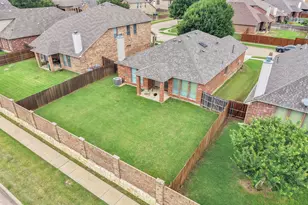 1602 Deer Crossing Dr, Arlington, TX 76002 - Photo 5