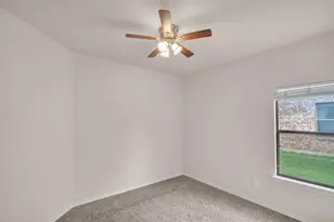 1602 Deer Crossing Dr, Arlington, TX 76002 - Photo 23