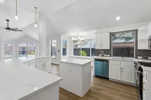 305 Droinwich Cir, Allen, TX 75002 - Photo 7