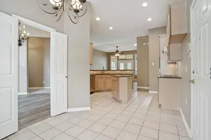 221 S Village Dr, McKinney, TX 75072 - Photo 9