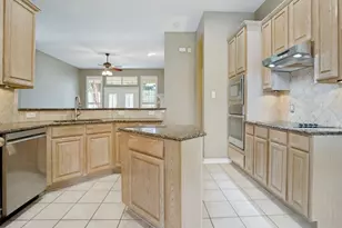 221 S Village Dr, McKinney, TX 75072 - Photo 11