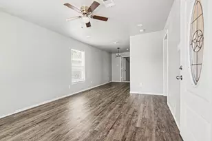2475 Volga Ave, Dallas, TX 75216 - Photo 3