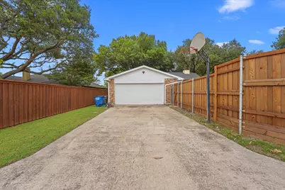 701 Sandy Creek Drive, Allen, TX 75002 - Photo 7
