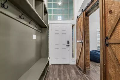 10804 Aurora Drive, Waco, TX 76708 - Photo 5