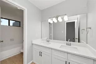 513 Hunters Glen St, Lewisville, TX 75067 - Photo 23