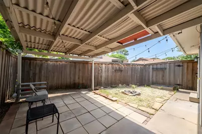 513 Hunters Glen Street, Lewisville, TX 75067 - Photo 25