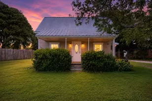 302 Tower Rd, Rio Vista, TX 76093 - Photo 1