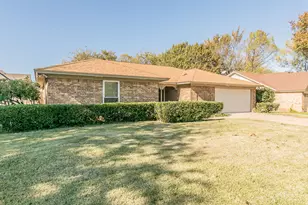 7417 Timberhill Dr, North Richland Hills, TX 76182 - Photo 3