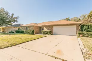 7417 Timberhill Dr, North Richland Hills, TX 76182 - Photo 3