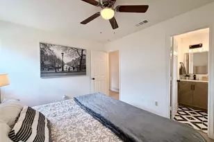 5712 Bonnie Wayne St, Haltom City, TX 76117 - Photo 9