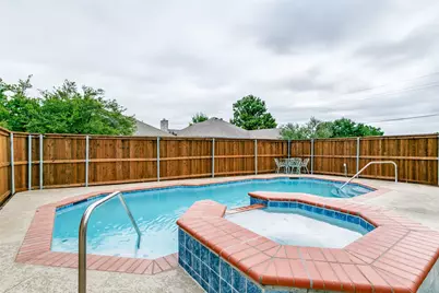 2045 Larkspur Drive, Carrollton, TX 75010 - Photo 35