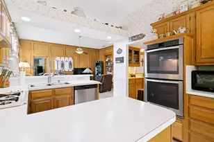 2045 Larkspur Dr, Carrollton, TX 75010 - Photo 17