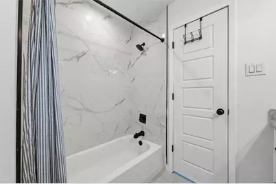 2228 Goldenrod Avenue, Fort Worth, TX 76111 - Photo 25