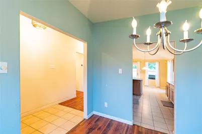 1906 Castaway Drive, Dallas, TX 75051 - Photo 7