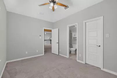 8261 Kentland Drive, Frisco, TX 75034 - Photo 23