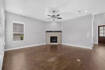 8261 Kentland Drive, Frisco, TX 75034 - Photo 7