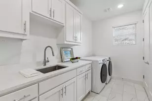 5639 Miller Ave, Dallas, TX 75206 - Photo 25