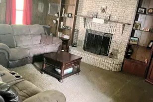 440 S Bois D Arc St, Blossom, TX 75416 - Photo 3