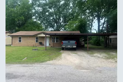 440 S Bois D Arc Street, Blossom, TX 75416 - Photo 13