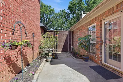 1740 Creekbend Drive, Lewisville, TX 75067 - Photo 31