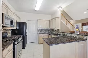 1740 Creekbend Dr, Lewisville, TX 75067 - Photo 11