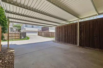 1740 Creekbend Drive, Lewisville, TX 75067 - Photo 39