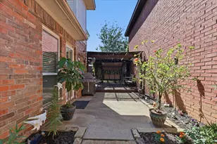 1740 Creekbend Dr, Lewisville, TX 75067 - Photo 29