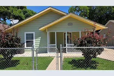 524 W Broadus Avenue, Fort Worth, TX 76115 - Photo 1