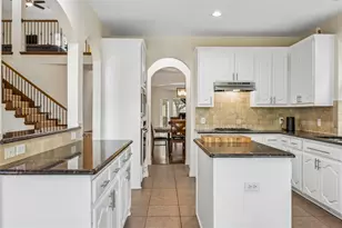 6133 Sunrise Lake Dr, Fort Worth, TX 76179 - Photo 15