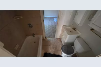 5729 Wellesley Avenue, Fort Worth, TX 76107 - Photo 9