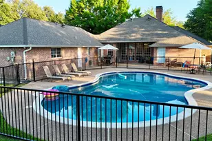 3105 Sunset Ln, Dalworthington Gardens, TX 76016 - Photo 3