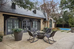 9525 Alva Ct, Dallas, TX 75220 - Photo 37