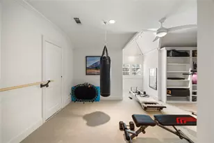 9525 Alva Ct, Dallas, TX 75220 - Photo 25