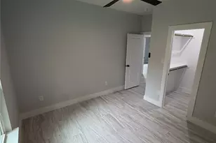 1005 Grandbury St, Cleburne, TX 76033 - Photo 11