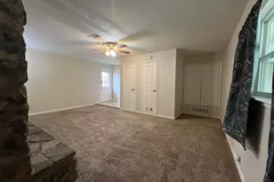 344 S Shore Pl, Lewisville, TX 75067 - Photo 5