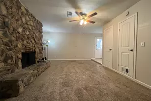 344 S Shore Pl, Lewisville, TX 75067 - Photo 19