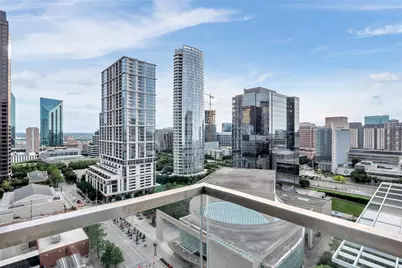 1747 Leonard Street #1402, Dallas, TX 75201 - Photo 27