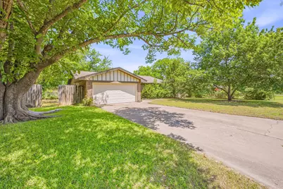 1411 Melissa Drive, Stephenville, TX 76401 - Photo 23